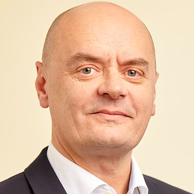 Simon Bailey